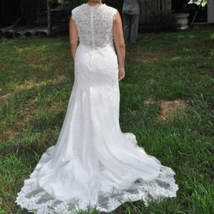 Wedding dress